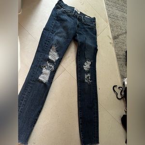 skinny jeans